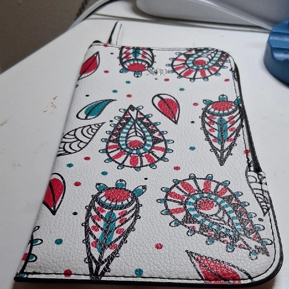 Tula XII -Paisley Perfection Pouch
